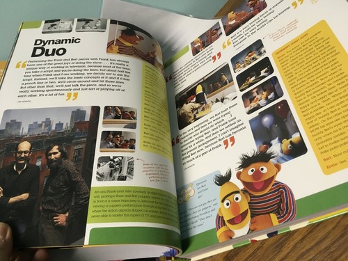 2009 SESAME STREET HUGE HARDCOVER BOOK 40 YEARS OF LIFE ON THE STREET BONUS DVD - Picture 9 of 12