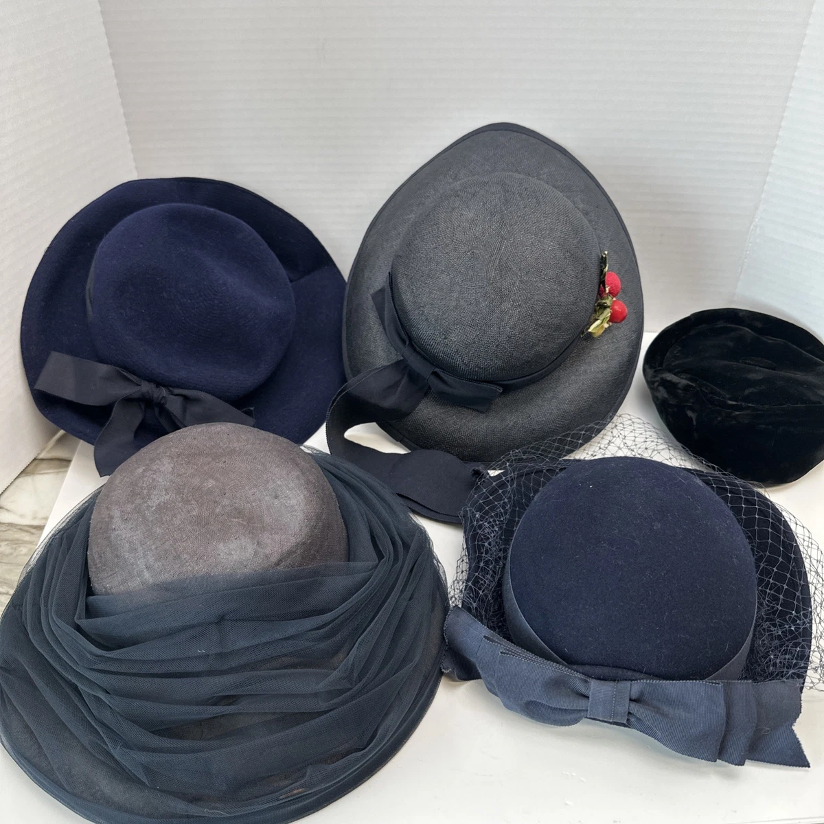 LOT OF 4 VINTAGE WOMENS DRESS HATS Dress Vintage Hats for Women for sale | eBay main image 3