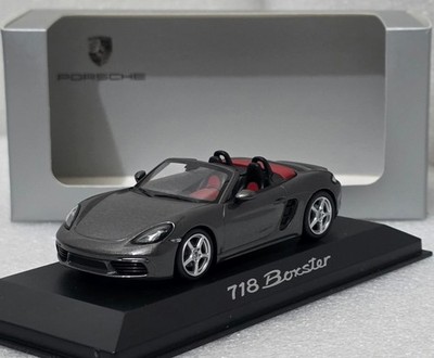 Porsche 718 (982) Boxster 2016 Achat Grey 1:43 Minichamps WAP 020 202 0G (6)
