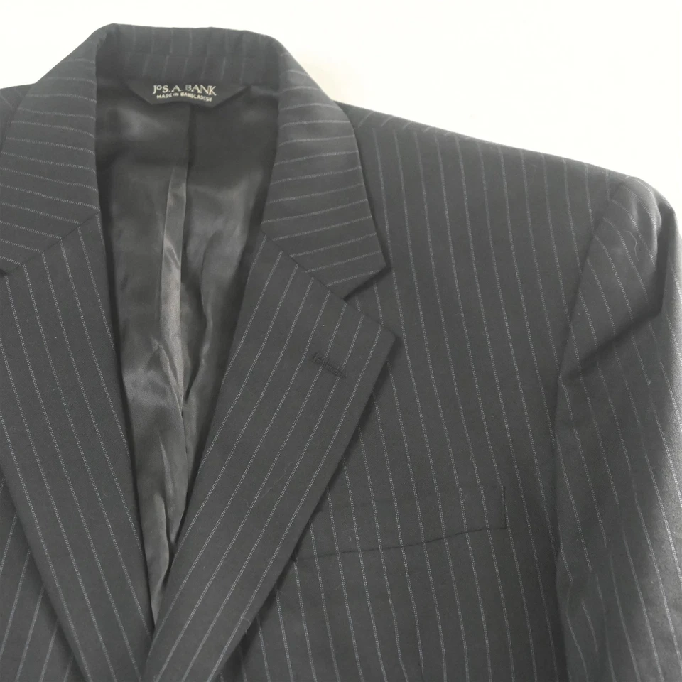 Jos A Bank 42S 34x30 Black Striped 100% Wool Mens Jacket Pants Suit - Image 3 of 4