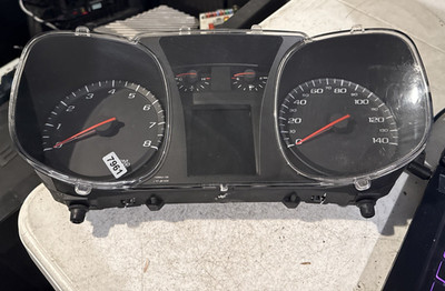 11 12 13 14 15 16 17  CHEVY EQUINOX SPEEDOMETER INSTRUMENT CLUSTER MILES 115,494