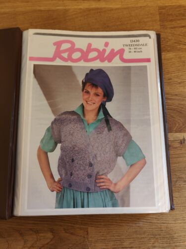 BOOK - Knitting Pattern File Half Complete Binder Of Vintage Knitting Patterns - Picture 3 of 12