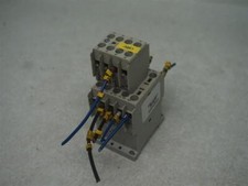 Contactor Allen-Bradley 100-K09*10 SER A 100K0910SERA con 100-KFC22