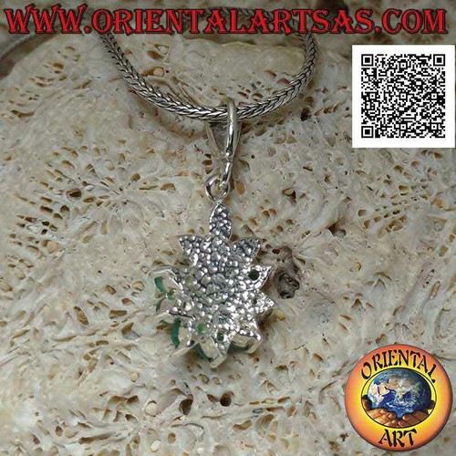 Ciondolo in argento 925‰ fiore di sei smeraldi naturali a semicerchio e petali d - Foto 4 di 4