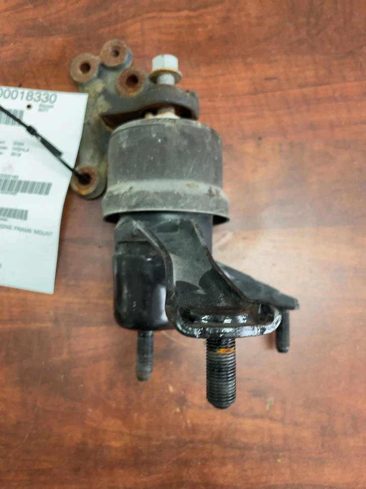 ✅ 2019 TOYOTA HIGHLANDER Engine Frame Mount OEM - Image 2 of 4