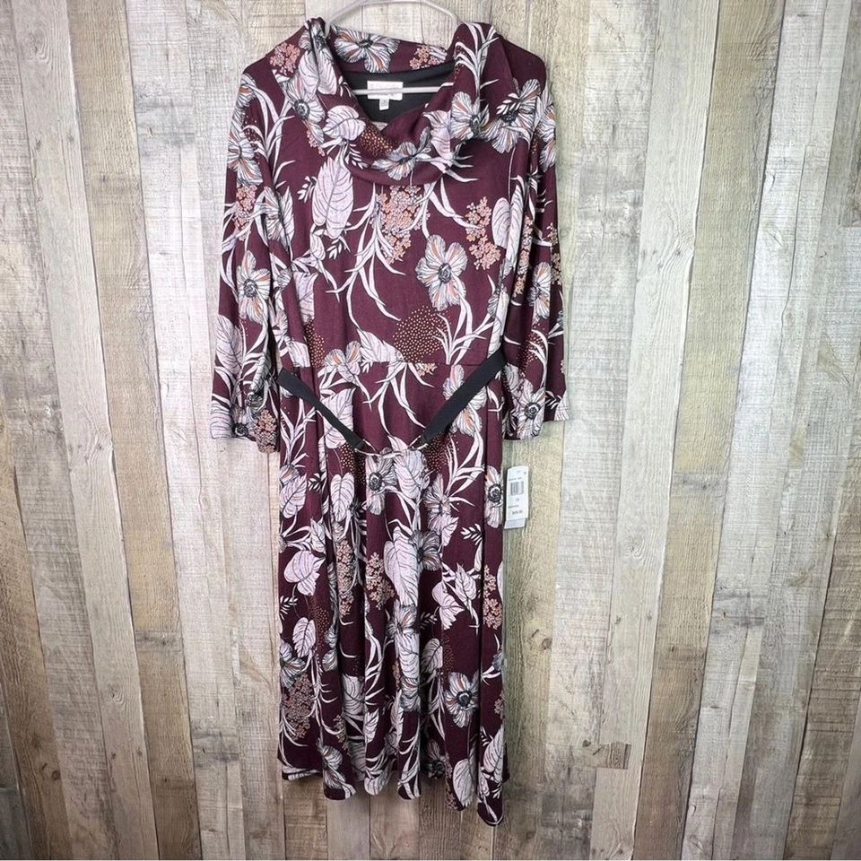 Signature by Robbie Bee Size 1X Maroon Gray & Black 3/4 Sleeve Baby Doll Dress - Image 2 of 4