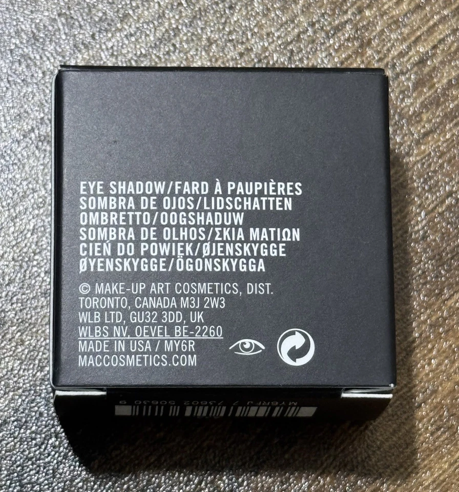 Sombra de ojos mate MAC #Tete-A-Tint mate 1,5 g/0,05 oz - NUEVA Foto 3 de 4