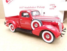 124 Scale Danbury Mint 1937 Studebaker Pickup In Box - Immaculate