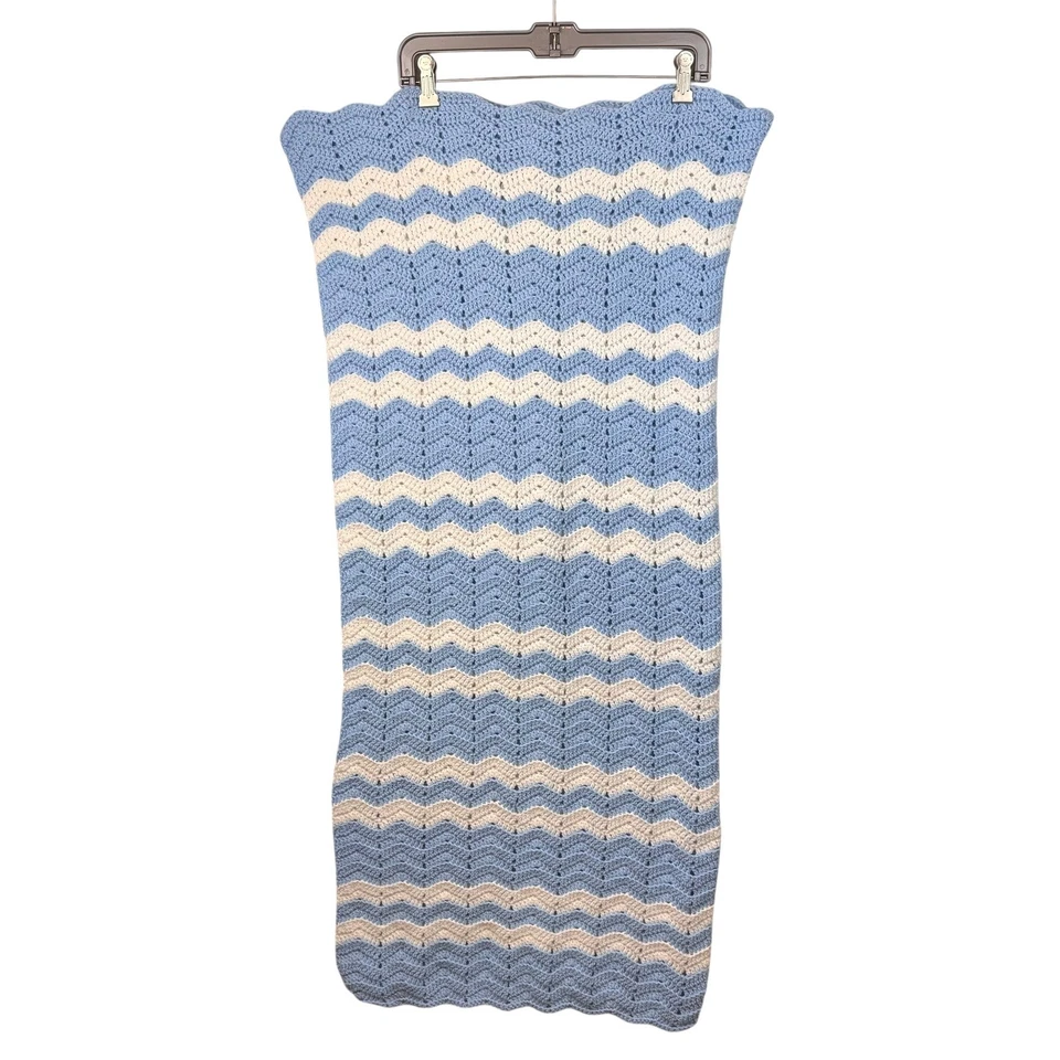 Manta de ganchillo hecha a mano 46X20 azul crema Chevron rayas hecha a mano tejida bebé niños Foto 2 de 4