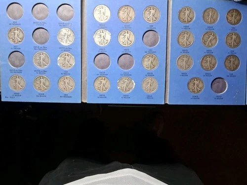 1917-1936 WALKING LIBERTY HALF DOLLARS.  26 COINS, INCOMPLETE G- VF CONDITION.