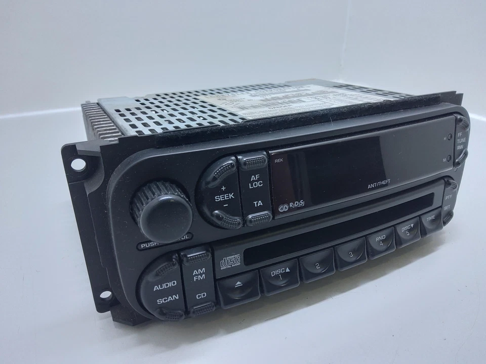 AUTORADIO PER CHRYSLER PT Cruiser Berlina P05091610AB (00>06) - Immagine 3 di 4