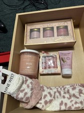 Women  s Self Care Beauty Bundle