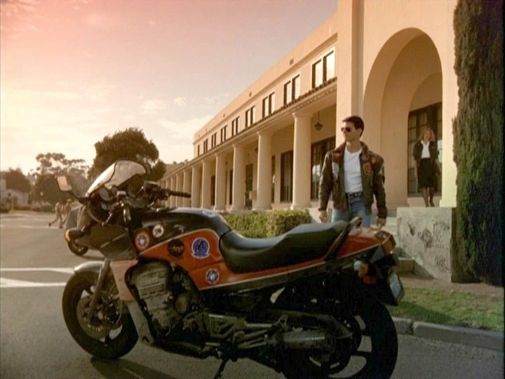 Top Gun Maverick's Kawasaki Ninja GPZ 900R Motorcycle Christmas Ornament 1/64 - Image 2 of 4