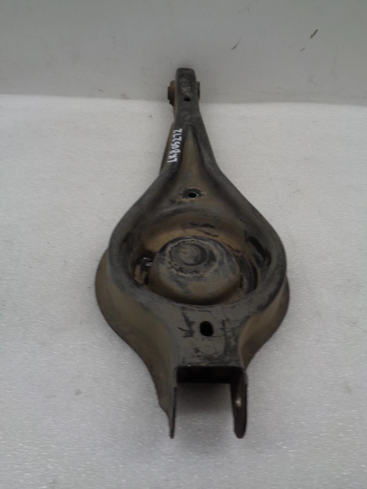 Задний левый или правый нижний рычаг управления 2002-2008 Jaguar X-Type от оригинального производителя LK805272 - Изображение 4 из 4