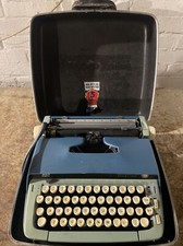 Vintage Smith Corona Super Sterling Manual Typewriter Hard Case  thumbnail