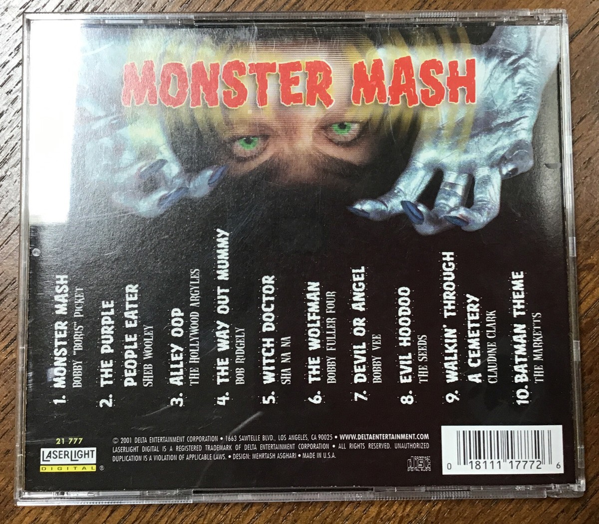 Monster Mash - 10 Halloween-Related Songs (Audio CD; 2001