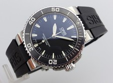 ORIS Aquis Date Diver 300 m Automatic - 7653-04 - Black Dial - New Rubber