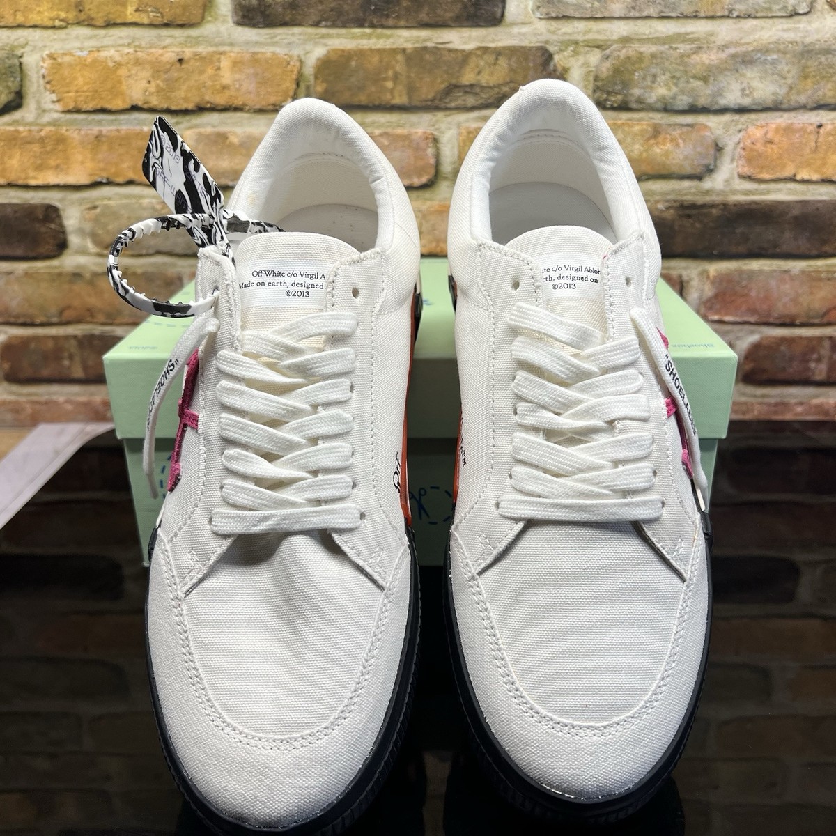 OFF-WHITE Low Vulcanized White Canvas Lace Up Low Top Shoes Men's