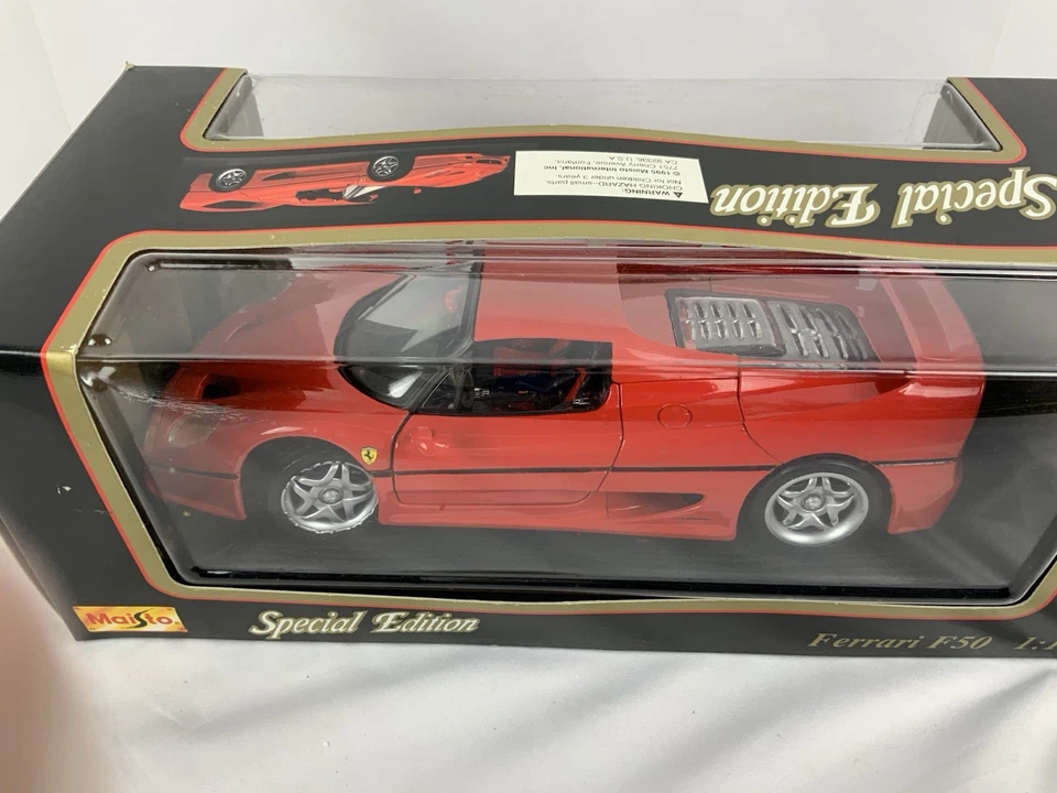 Maisto 1:18 Ferrari F50 Red Special Edition Diecast Model Car in Box - Image 2 of 4
