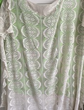 Vintage Filetgehäkelte Bettdecke/Tischdecke / Gardine.