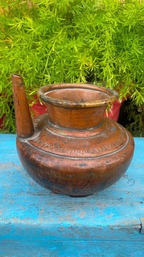 Old Rare Indian Antique Hand Forged & Carved Copper Made Holy Water Serving Pot - Picture 5 of 12