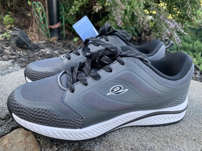 easy spirit hugs walking shoes