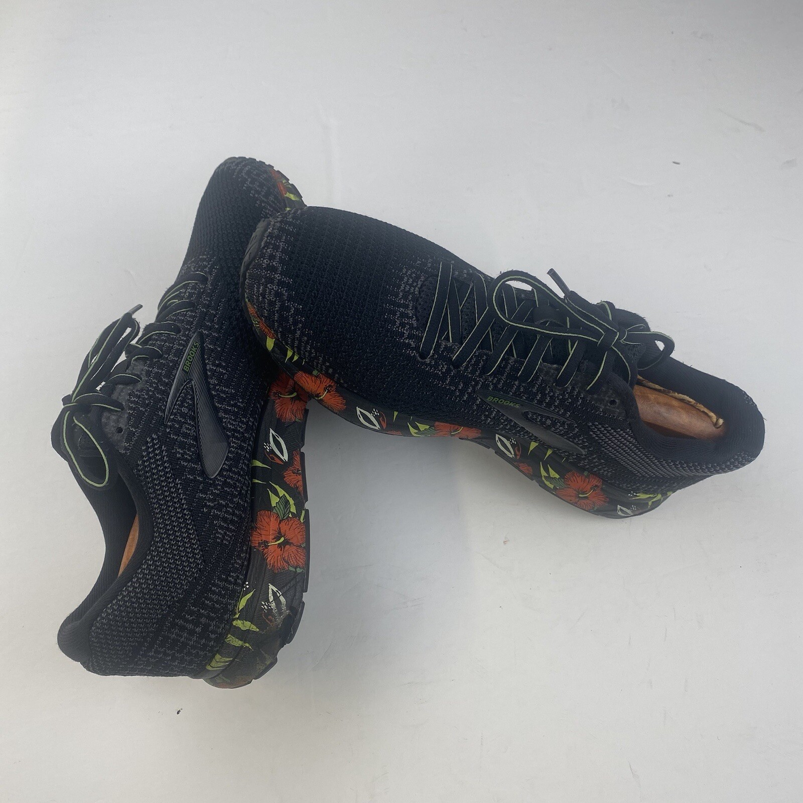 SAOLA Scarpe da corsa Brooks Revel 3 1103141D080 sportive da uomo taglia 9 5 D floreali