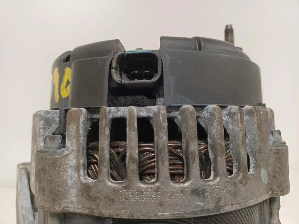 Alternador usado compatible con: Chevrolet Avalanche 1500 2010 145 amp ID 20881337 grado A Foto 2 de 4