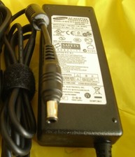 OEM Samsung NP300E4C NP300E5A NP300E5AI NP300E5C 19v Laptop Battery Charger Cord