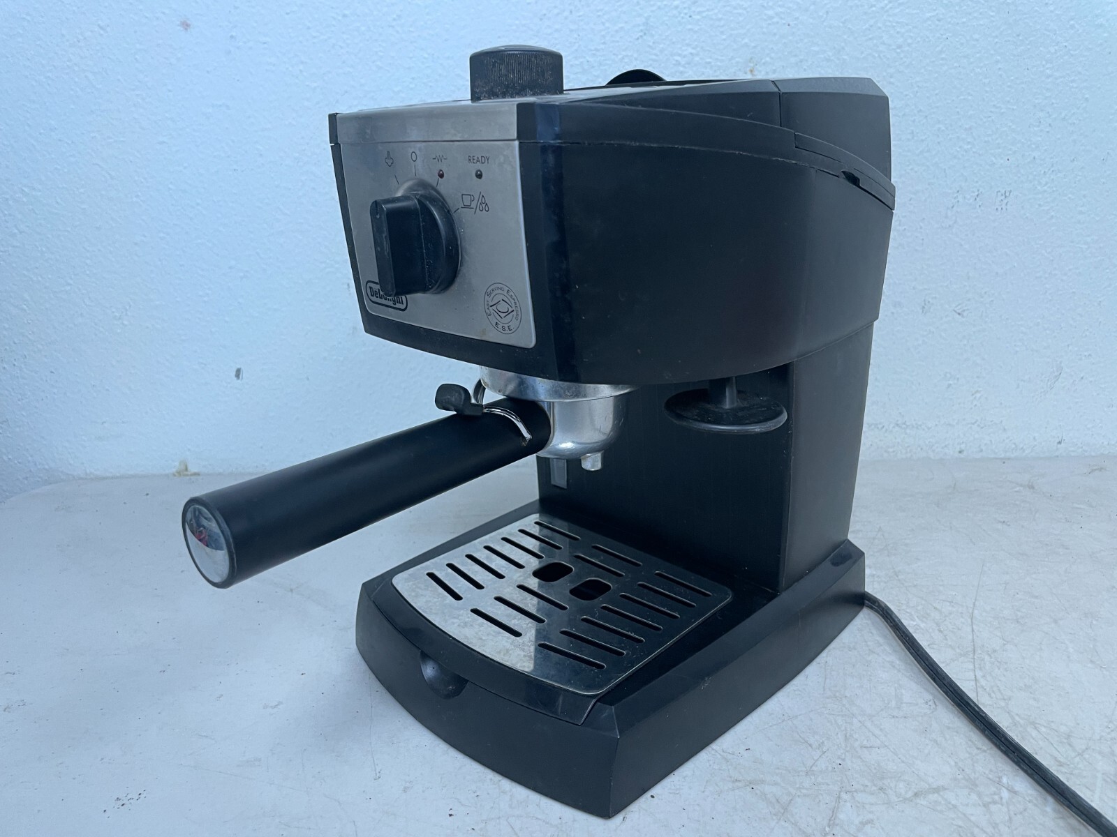 De'Longhi EC260BK Stainless Steel Espresso Cappuccino Machine Black