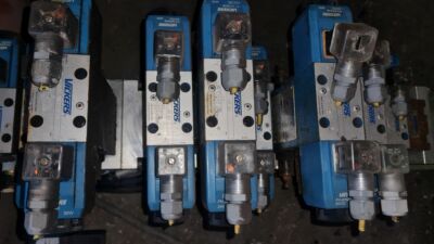 Vickers DG4v 3 2A VM U H7 60 Hydraulikventil 12 Monate Gewährleistung