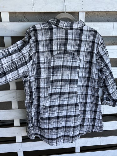 Habitat Clothes Crinkle Black White Button Front Blouse Artsy Size Large - Picture 10 of 15