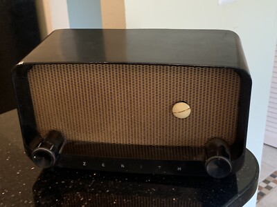 Vintage 1948/49 Zenith 5D810 The Pacemaker (5D810Y) Ch= 5E02 Tube Radio