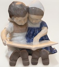 Bing & Grøndahl #1567 Porcelain Figurine Boy & Girl Reading Book  Denmark