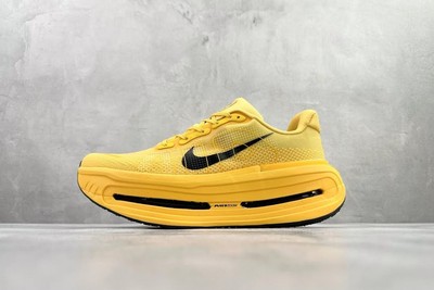 Nike Vomero Premium Men display picture 1