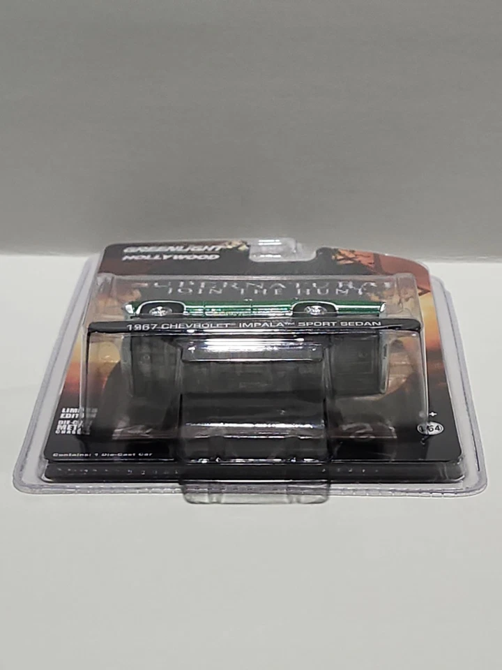 Chevrolet Impala 1967 Greenlight Hollywood Supernatural sedán deportivo verde Foto 3 de 4