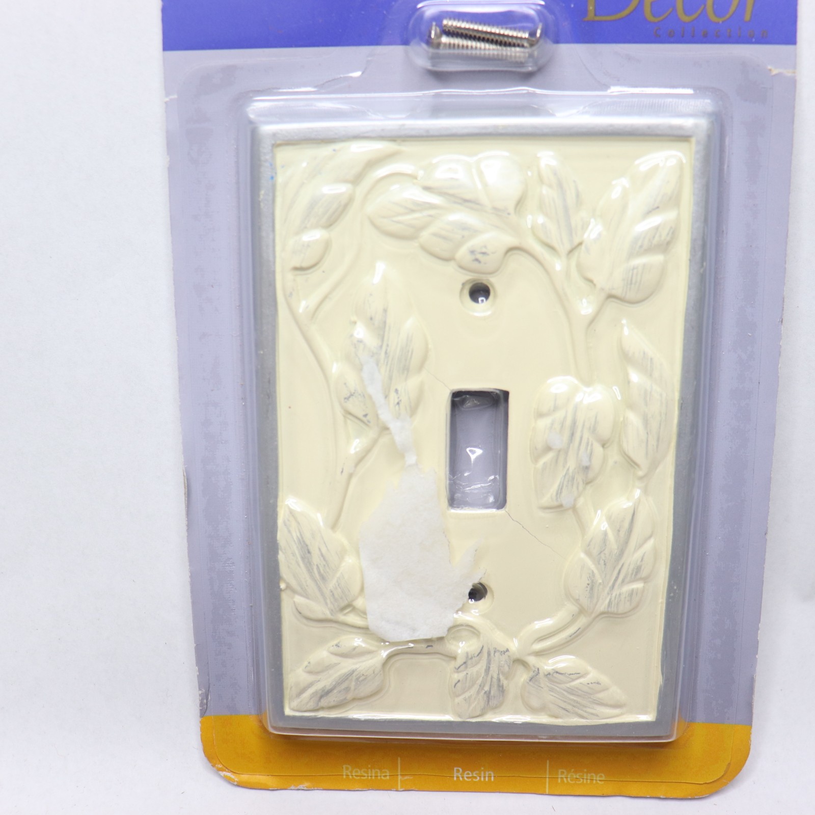 AMERELLE Leaf 1 Toggle Wall Plate - White