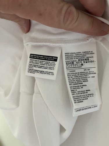 Levis Plain White T Shirt Size Large Embroidered Logo - Picture 5 of 6