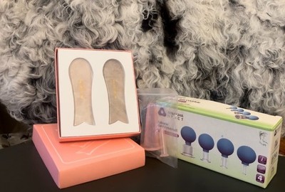 Beauty set: Set of 4pcs Dry Vacuum Medicine Glass Banks + Gua Sha Massage Tool
