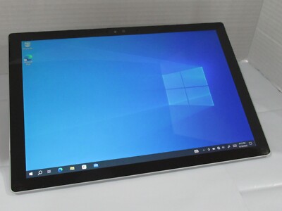 Surface Pro 4 Intel Core i5-6300U, 8GB Ram, 256GB SSD (USED)