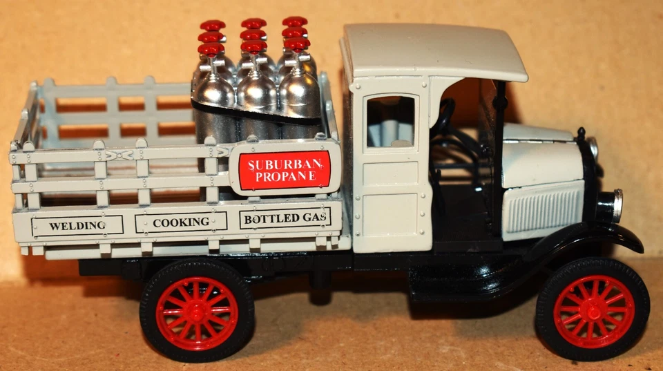 雪佛兰系列 D 拾音器,1 吨 1/32 MFG #SS-C5120B 郊区丙烷,全新 Ray 全新带盒 — 第 3/4 张图片