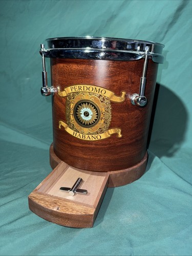 Humidificador publicitario de cigarros Perdomo Habano Sonor Drum 40 - Imagen 2 de 14