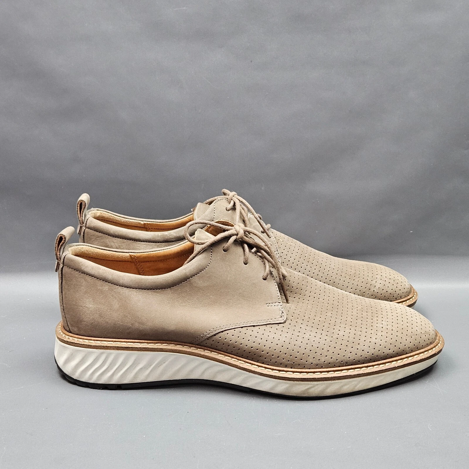 Sneakers Oxford Ecco ST.1 Hybrid punta liscia Derby uomo 8 marroni scamosciate stringate