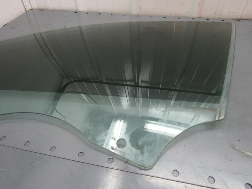 BMW M3 2008 ventana cristal conductor delantero izquierdo sedán E90 2006-2011 OEM Foto 3 de 4