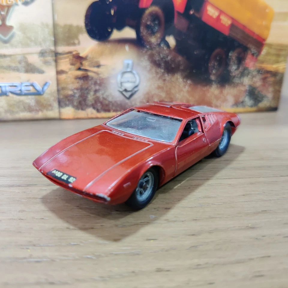 AUTO SOLIDA MANGUSTA DI TOMASO N. 166 ROSSA 1:43 MADE IN FRANCE - Immagine 2 di 4