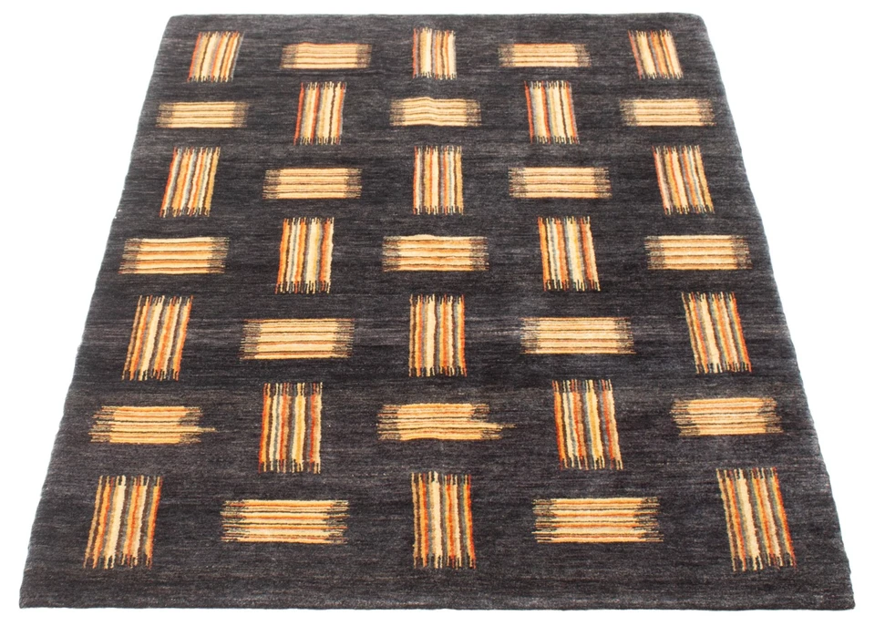 4'8" x 6'4" Hand Knotted Area Rug Traditional Oriental Wool Carpet - Image 3 of 4