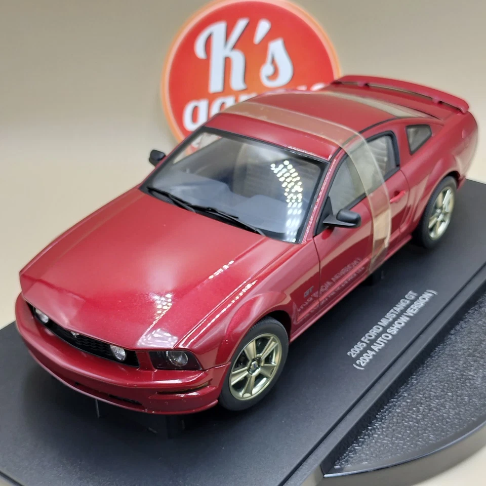 AUTOart 1/18 2005 FORD MUSTANG GT 2004 AUTO SHOW VERSION Performance Red 73012 - Image 2 of 4