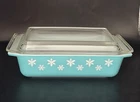 Vintage RARE Pyrex Turquoise Snowflake Space Saver Casserole with Lid 2 Qt 575-B