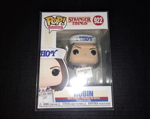 Funko Pop Stranger Things Robin Scoops Ahoy 922 Vinyl Figure NEW Rockin' VAULTED