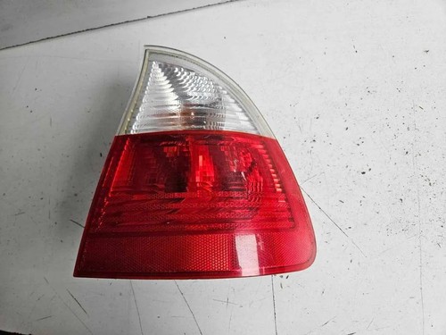 BMW 3 Cabrio E46 Rücklicht hinten rechts 11-A011B Petrol 252kw 2001 34701336